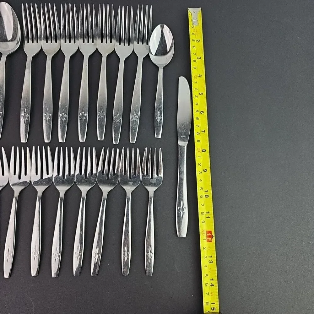 Vintage Fleur-de-lis Design Stainless Flatware Japan 18 Piece Replacement